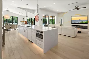 1550 Chesapeake Ave, Naples, FL 34102 - Photo 8