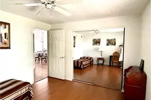 685 Windsor Sq, Naples, FL 34104 - Photo 26