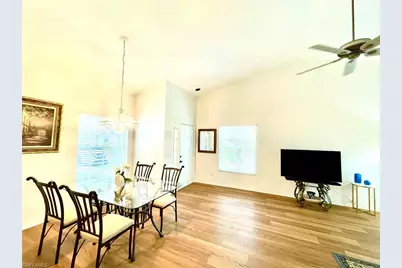 685 Windsor Sq #101, Naples, FL 34104 - Photo 12