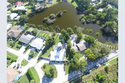 22 Constitution Dr, Naples, FL 34112 - Photo 8