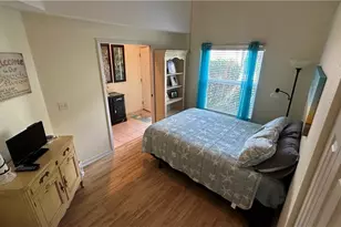 5653 Greenwood Cir, Naples, FL 34112 - Photo 16