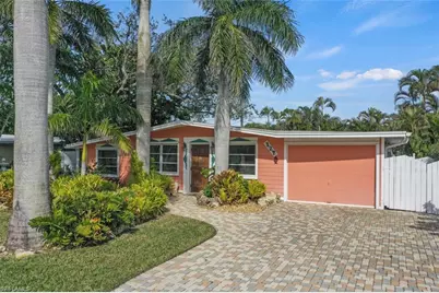 127 3rd St, Bonita Springs, FL 34134 - Photo 4