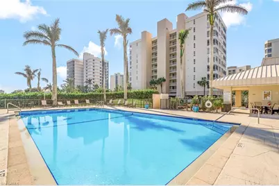 11116 Gulf Shore Dr #B-904, Naples, FL 34108 - Photo 2