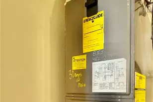 645 Squire Ct, Naples, FL 34104 - Photo 16