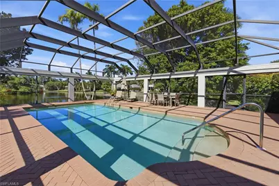 2700 Lantern Ln, Naples, FL 34102 - Photo 32