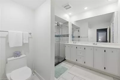 2700 Lantern Ln, Naples, FL 34102 - Photo 30