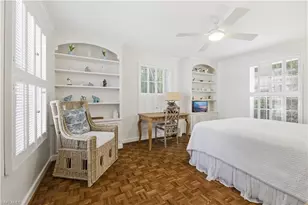 2700 Lantern Ln, Naples, FL 34102 - Photo 6