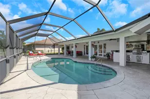 369 Hidden Valley Dr, Naples, FL 34113 - Photo 12