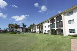 13 High Point Cir N, Naples, FL 34103 - Photo 18