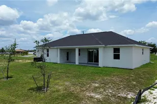 1316 NE 1st Pl, Cape Coral, FL 33909 - Photo 4