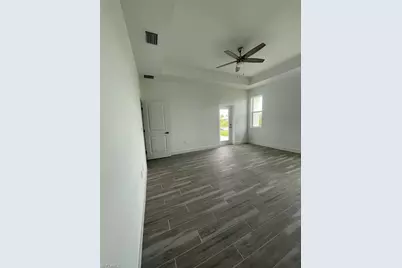 1316 NE 1st Pl, Cape Coral, FL 33909 - Photo 20