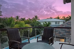 1230 Gulf Shore Blvd S, Naples, FL 34102 - Photo 14