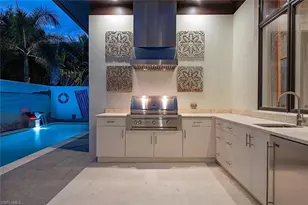 1230 Gulf Shore Blvd S, Naples, FL 34102 - Photo 22