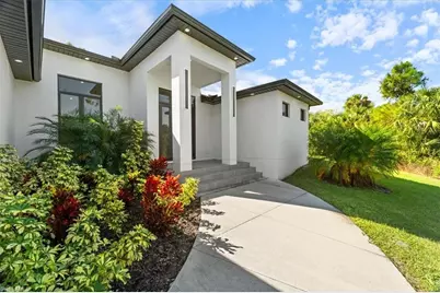 1964 16th Ave NE, Naples, FL 34120 - Photo 2