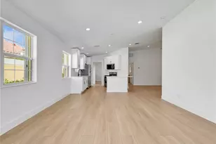 8205 Xenia Ln, Naples, FL 34114 - Photo 8