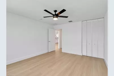 8205 Xenia Ln, Naples, FL 34114 - Photo 16