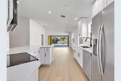 8205 Xenia Ln, Naples, FL 34114 - Photo 4