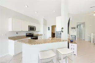 7828 Gardner Dr, Naples, FL 34109 - Photo 10