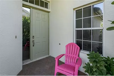 817 Vistana Cir, Naples, FL 34119 - Photo 4