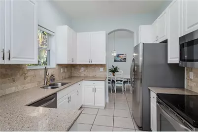 817 Vistana Cir, Naples, FL 34119 - Photo 16