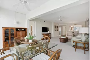 10684 Gulf Shore Dr, Naples, FL 34108 - Photo 34