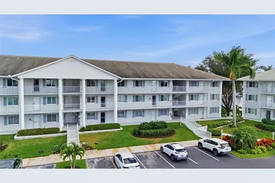 10684 Gulf Shore Dr #106B, Naples, FL 34108 - Photo 1