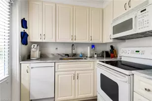 207 8th Ave S, Naples, FL 34102 - Photo 20