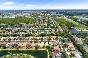 8364 Laurel Lakes Blvd, Naples, FL 34119 - Photo 38