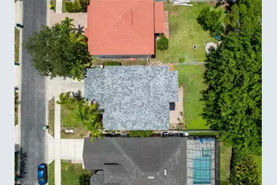 8364 Laurel Lakes Blvd, Naples, FL 34119 - Photo 36