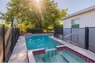 204 Alabama Ct, Lehigh Acres, FL 33936 - Photo 2