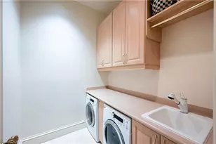 683 Hickory Rd, Naples, FL 34108 - Photo 24