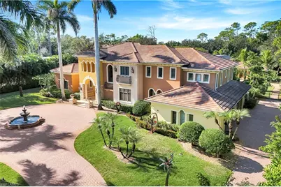 683 Hickory Rd, Naples, FL 34108 - Photo 2