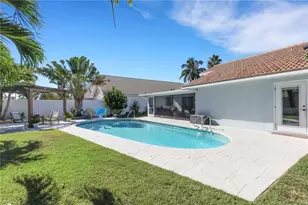 1151 Jardin Dr, Naples, FL 34104 - Photo 34