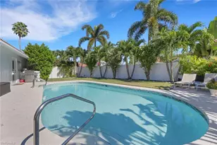 1151 Jardin Dr, Naples, FL 34104 - Photo 1