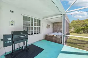 9 NE 20th Ct, Cape Coral, FL 33909 - Photo 32