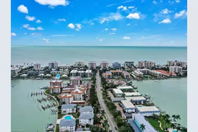 222 Harbour Dr #103, Naples, FL 34103 - Photo 1