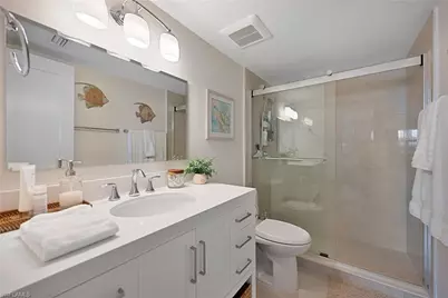 1950 Gulf Shore Blvd N #101, Naples, FL 34102 - Photo 10