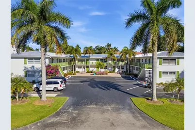 975 9th Ave S #11, Naples, FL 34102 - Photo 16