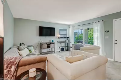 1351 Curlew Ave #104, Naples, FL 34102 - Photo 4