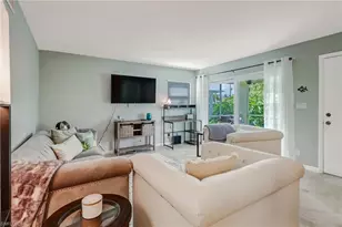 1351 Curlew Ave, Naples, FL 34102 - Photo 4