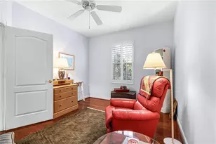 5733 Cove Cir, Naples, FL 34119 - Photo 22