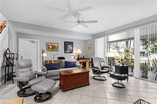 5733 Cove Cir, Naples, FL 34119 - Photo 6