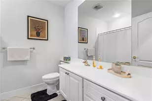 5733 Cove Cir, Naples, FL 34119 - Photo 20