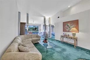 2372 Hidden Lake Dr, Naples, FL 34112 - Photo 4