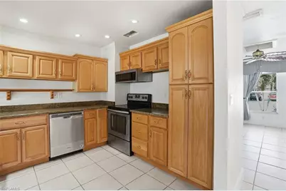 2108 NE 1st St, Cape Coral, FL 33909 - Photo 6