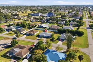 2108 NE 1st St, Cape Coral, FL 33909 - Photo 32