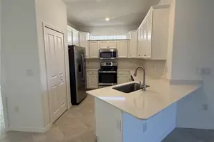 2648 Vine Ave, Naples, FL 34120 - Photo 6