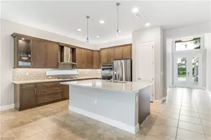 11847 Hydrangea Pl, Naples, FL 34120 - Photo 12