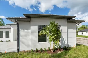 3587 18th Ave SE, Naples, FL 34117 - Photo 4