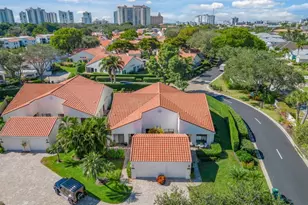 909 Reef Point Cir, Naples, FL 34108 - Photo 28